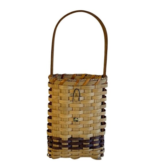 Wicker Hanging Wall Basket Brown Made in Alaska Signed with a Crab - Picture 2 of 8